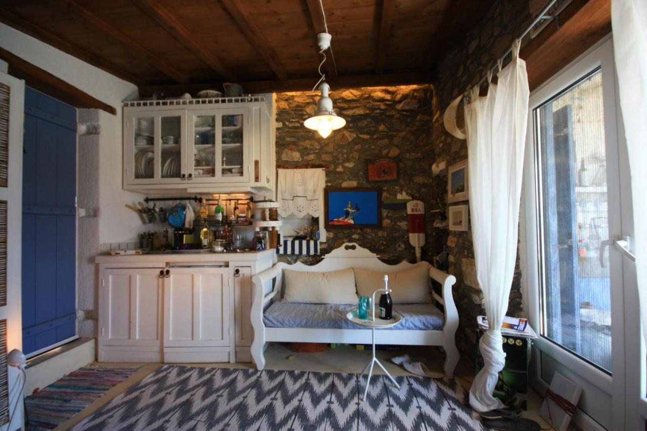 Villea Seaview Apartments Skopelos Exterior foto